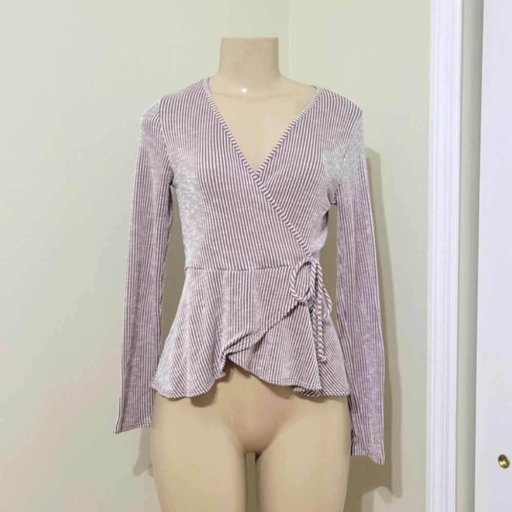 ❤️ 3 x $15 ❤️  Caution to the wind long sleeve top Medium
